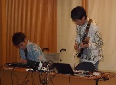 DJ Yuta & Yuichiミニライブ