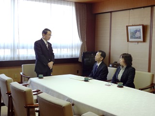平井知事からエプソンリペア株式会社の皆さまへ挨拶
