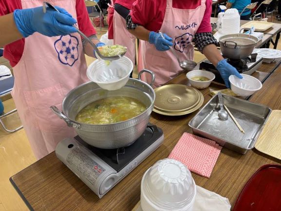 江府町の味噌汁のふるまい