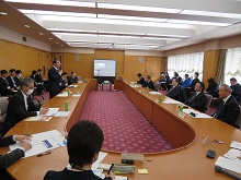 鳥取県版政労使会議1