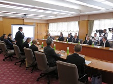 鳥取大学学長との協議1