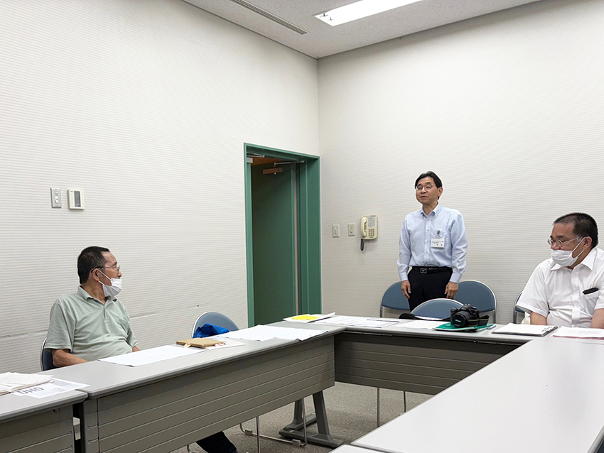 占領期6月例会写真1