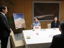 ANA 客室乗務員の鳥取県での兼業・居住の開始に伴う「とっとりへウェルカニアンバサダー」任命式1