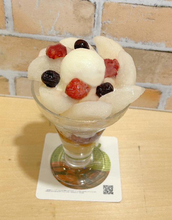 プレミアムとっとり梨パフェ
