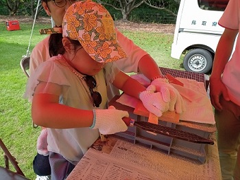 親子で仲良く製作