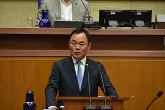 議場での挨拶