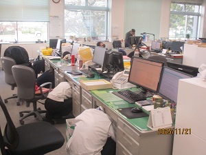 執務室内の避難行動