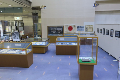 前期：館内の展示風景３（兵士と家族）