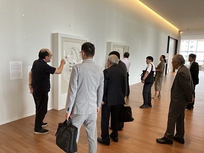 県内調査の様子（県立美術館）