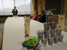 ホット・エアーからのカップラーメン制作・販売報告会1