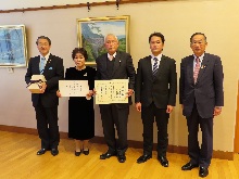 新嘗祭献穀者への感謝状贈呈式2