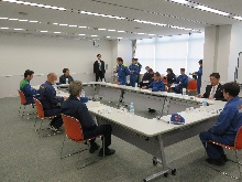 赤沢亮正 経済産業大臣との意見交換1