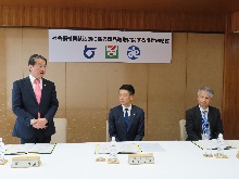 株式会社セブン-イレブン・ジャパン、鳥取県社会福祉協議会との社会福祉貢献活動に係る商品寄贈に関する協定締結式1