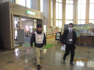 屋外からの避難者の誘導