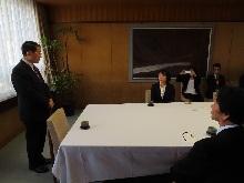 令和7年度優良民間社会福祉事業施設に対する御下賜金伝達式1