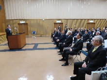 令和7年度長期在職退職者辞令交付1