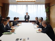 人口・地域未来戦略合同本部会議1