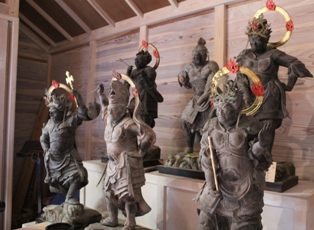 十二神将の仏像