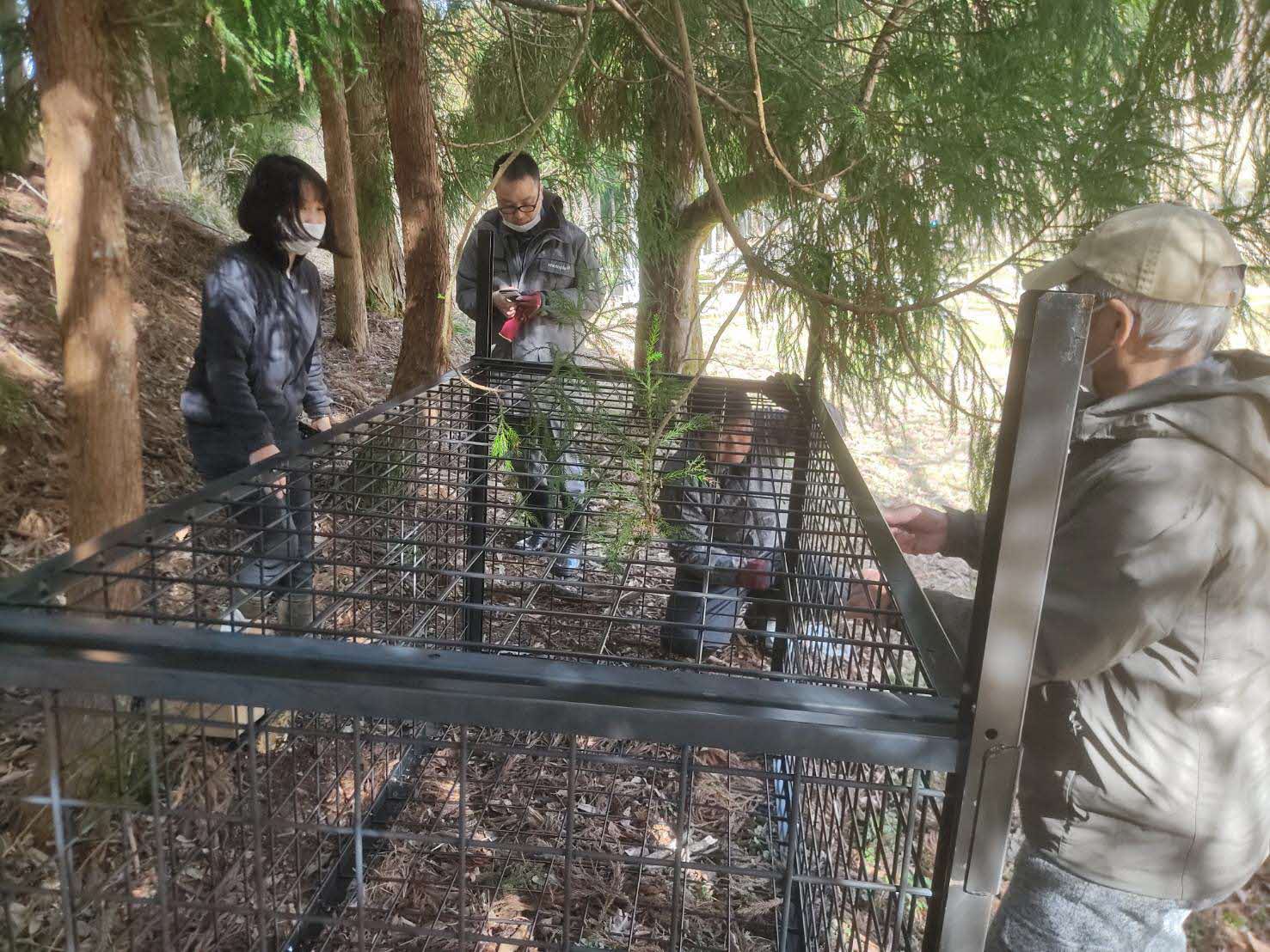 令和５年楠城地区有害鳥獣用罠設置の写真